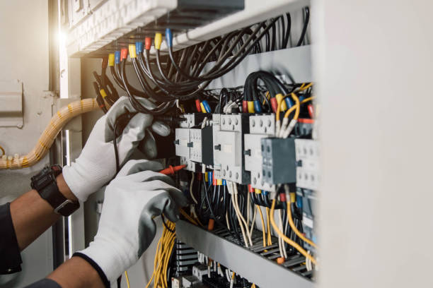 Best Best Electricians Near Me  in Taft Mosswood, CA